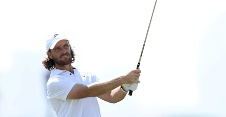 Fleetwood sets pace with record-matching 62 in Abu Dhabi 